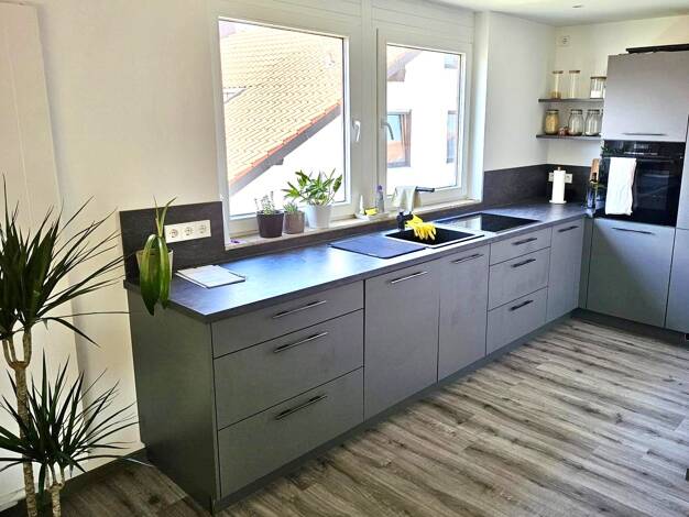 Wohnung zur Miete 1.390 € 3,5 Zimmer 97 m² Dachgeschoss frei ab 01.10.2025 Schmiden Fellbach 70736