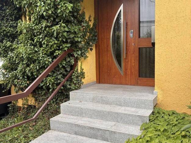 Bungalow zum Kauf provisionsfrei 570.000 € 6 Zimmer 140 m² 378 m² Grundstück Hegnach Waiblingen 71334