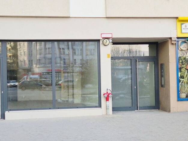 Ladenfläche zur Miete provisionsfrei 500 € 3 Zimmer 43 m² Verkaufsfläche Dudenstraße 2 Kreuzberg Berlin 10965