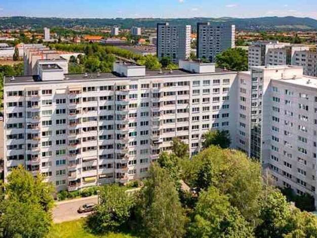 Wohnung zur Miete 600 € 3 Zimmer 80,3 m² 4. Geschoss frei ab 03.10.2026 Berzdorfer Straße 12 Prohlis-Nord Ortsamtsbereich Prohlis 01239