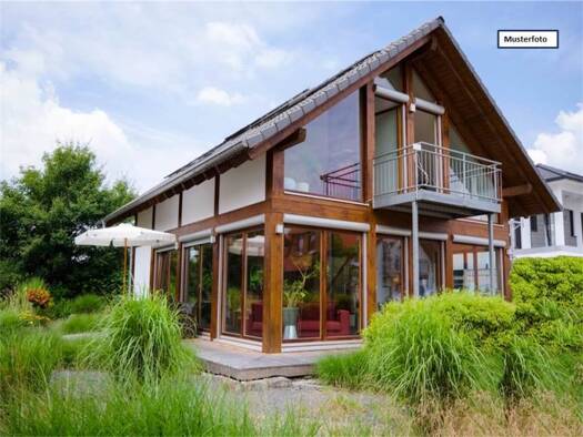 Haus zum Kauf provisionsfrei 90.000 € 205 m² 8.286 m² Grundstück Ehrenberg Altenburg 04600