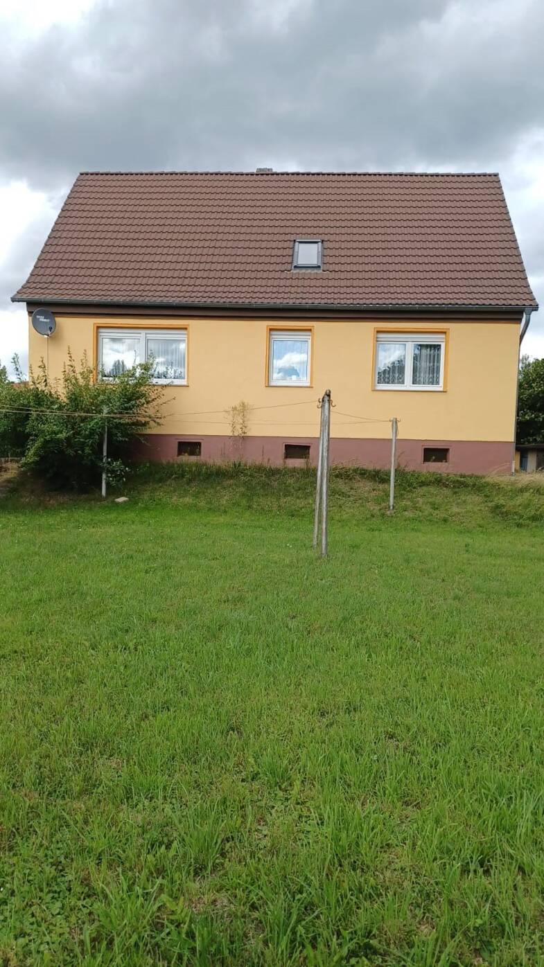 Einfamilienhaus zum Kauf 167.000 € 110 m² 990 m² Grundstück frei ab sofort Kirchgasse 7 Wintersdorf Meuselwitz 04610