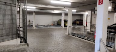 Duplex-Garage zur Miete provisionsfrei 80 € Untere Bahnhofstr. 58 Germering Germering 82110