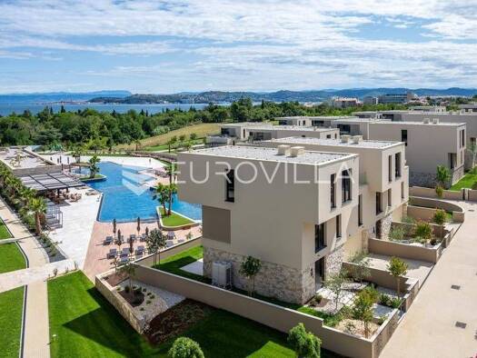 Haus zum Kauf 1.746.375 € 2 Zimmer 262 m² Crveni Vrh Zambratija