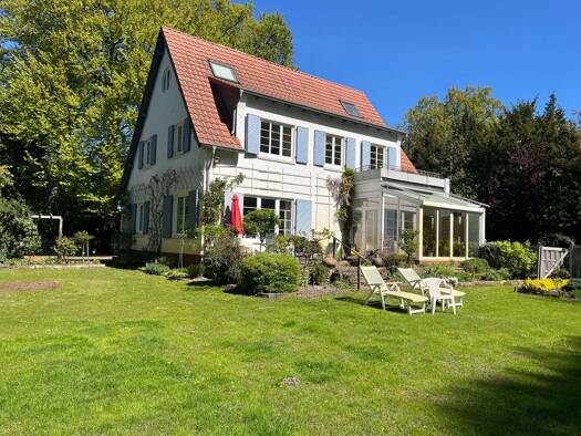Haus zum Kauf 1.440.000 € 8 Zimmer 250 m² 2.418 m² Grundstück frei ab 01.11.2026 Oberneuland Ost 28355