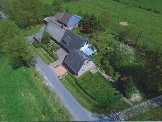 Bauernhof zum Kauf 475.000 € 304 m² 17.286 m² Grundstück Neuenhuntorfermoor Berne 27804