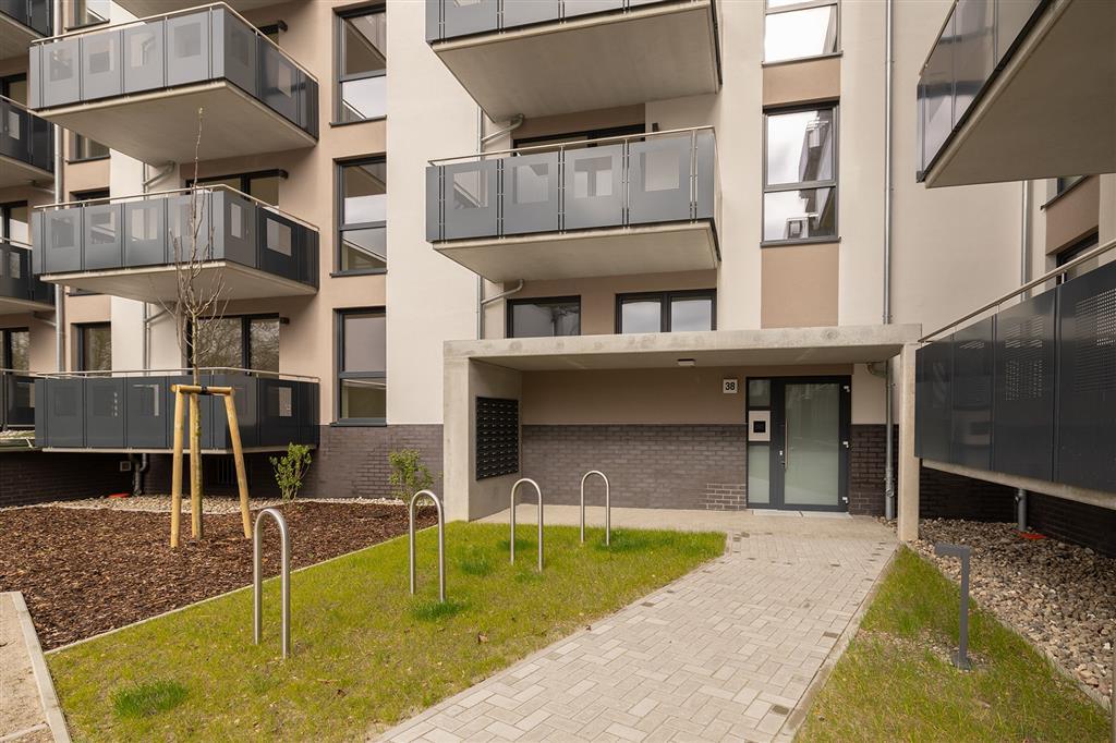 Wohnung zur Miete 1.509,15 € 3 Zimmer 113 m²<br/>Wohnfläche 2.<br/>Geschoss Berringerstraße 38 Dierkow-Neu Rostock 18146