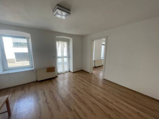 Wohnung zur Miete 300 € 1,5 Zimmer 35 m² frei ab sofort Quierschied 66287
