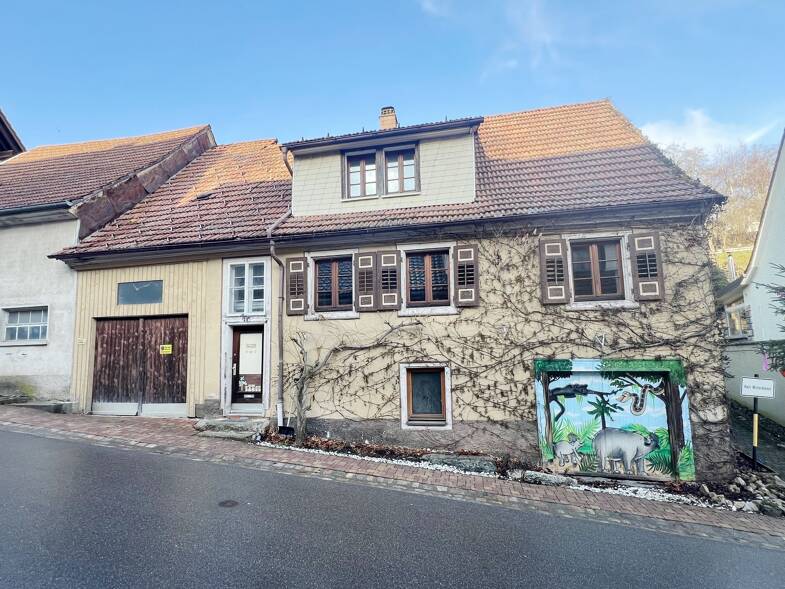 Einfamilienhaus zum Kauf provisionsfrei 139.900 € 4 Zimmer 145,6 m² 302 m² Grundstück frei ab sofort Bergstraße 6 Bonndorf Bonndorf im Schwarzwald 79848