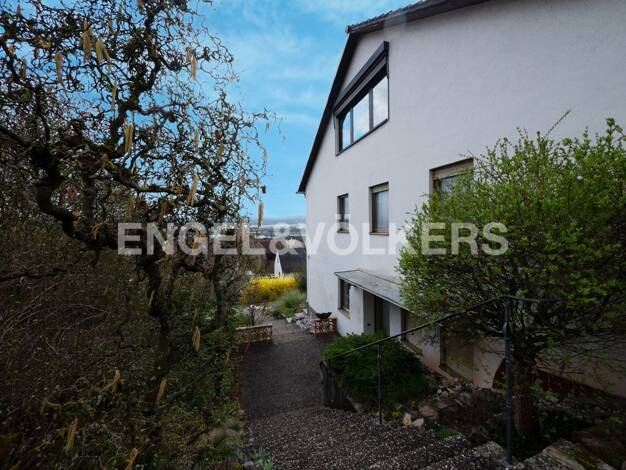 Mehrfamilienhaus zum Kauf 375.000 € 16 Zimmer 435 m² 4.913 m² Grundstück Schmachtenberg Zeil am Main 97475