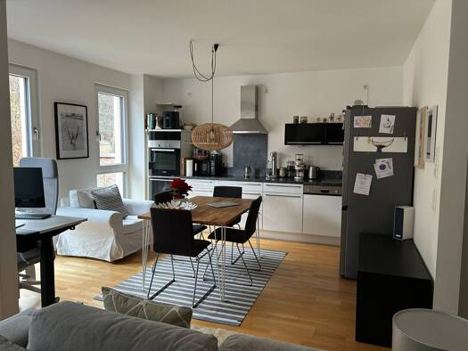 Wohnung zur Miete 600 € 2 Zimmer 53,5 m² Geschoss 1/4 frei ab 01.03.2026 Altstadt Landshut 84028