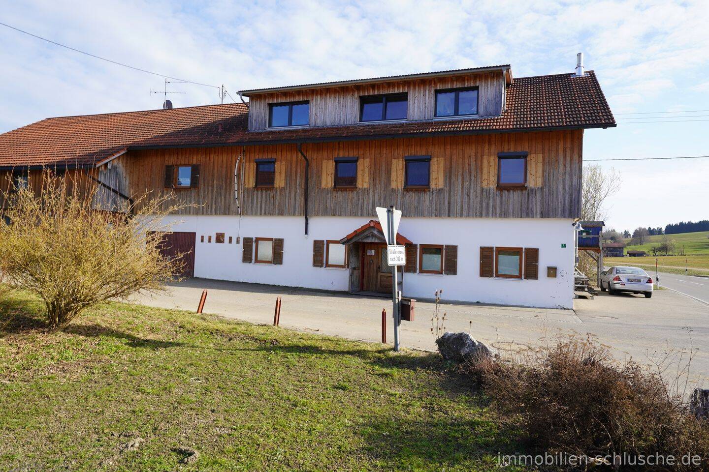 Immobilie in Maierhöfen - Haus im Haus in modernisierten ehemaliger Sennerei mit viel Wohn.- und Nutzflächen in KFW 55 Standard - Bild 2