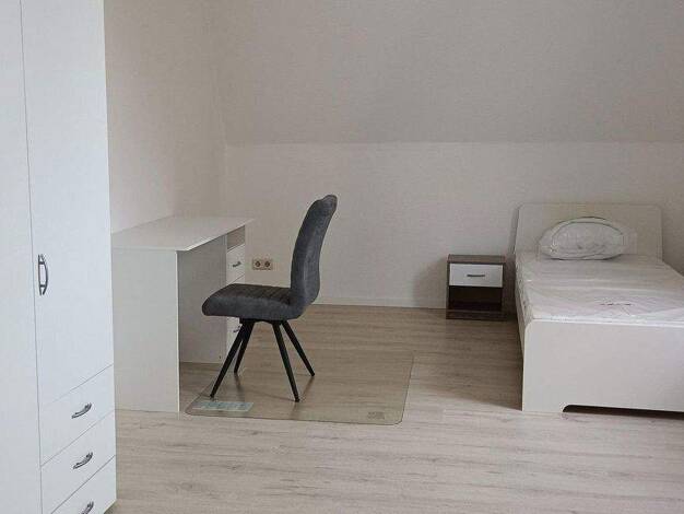 Studio zur Miete Wohnen auf Zeit 370 € 1 Zimmer 68 m² frei ab 31.03.2026 Kemnastr. 17 Stadtmitte Recklinghausen 45657