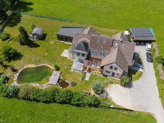 Haus zum Kauf 1.790.000 € 7 Zimmer 381 m² 2.605 m² Grundstück Schladming 8970