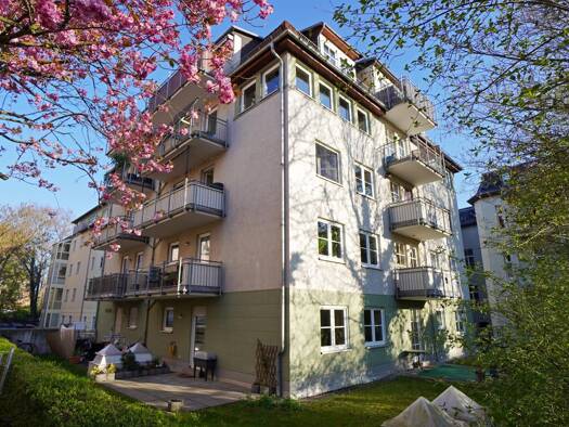 Wohnung zum Kauf 270.000 € 3 Zimmer 92 m² 3. Geschoss Westvorstadt Weimar 99423