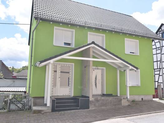 Einfamilienhaus zum Kauf 550.000 € 8 Zimmer 184 m² 450 m² Grundstück Laufenselden Heidenrod 65321