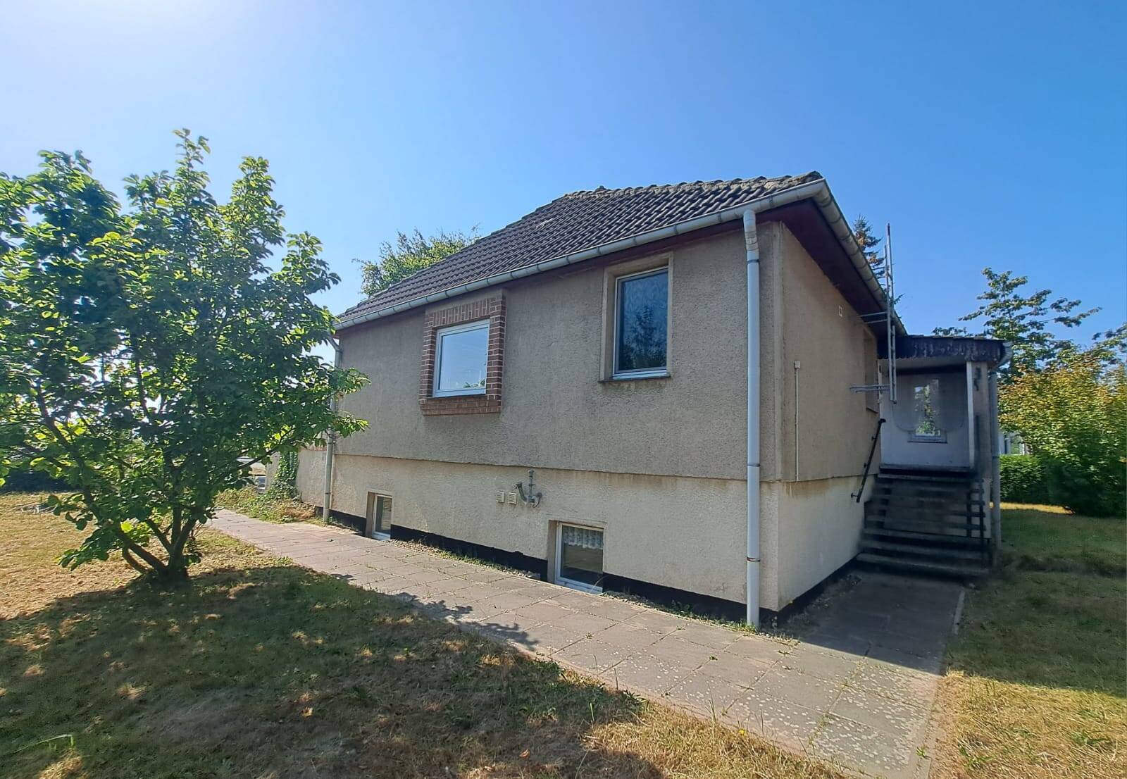 Einfamilienhaus zum Kauf 148.000 € 7 Zimmer 146 m²<br/>Wohnfläche 1.406 m²<br/>Grundstück Lühburg Lühburg 17179