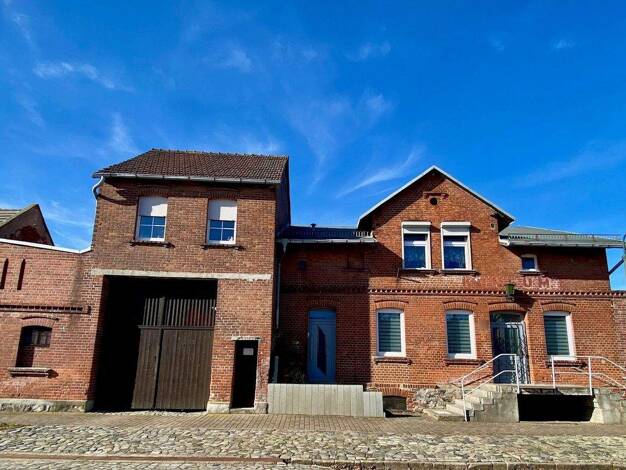 Einfamilienhaus zum Kauf 112.500 € 5 Zimmer 148,5 m² 819 m² Grundstück Pömmelte 39249