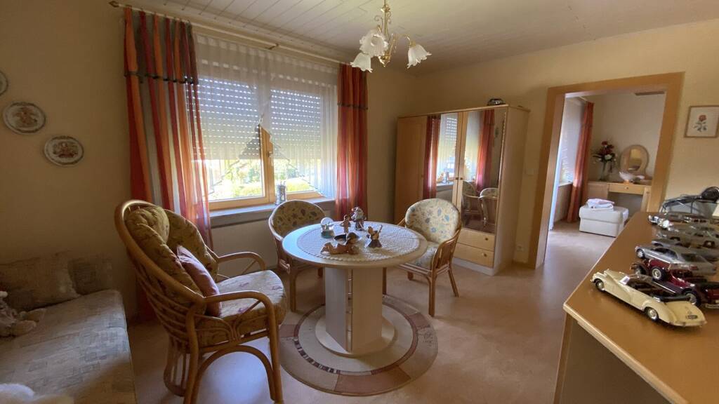 Mehrfamilienhaus zum Kauf 620.000 € 7 Zimmer 180 m² 556 m² Grundstück frei ab 01.08.2026 Treuchtlingen 91757