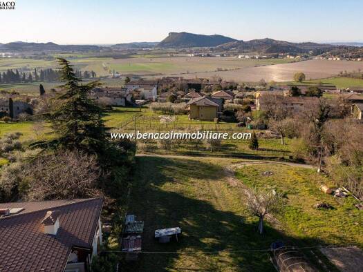 Grundstück zum Kauf 450.000 € 1.342 m² Grundstück frei ab sofort Caprino Veronese 37013