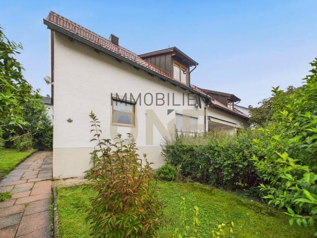 Doppelhaushälfte zum Kauf 355.000 € 5,5 Zimmer 114 m² 291 m² Grundstück frei ab 01.04.2026 Steinsberg Regenstauf / Steinsberg 93128