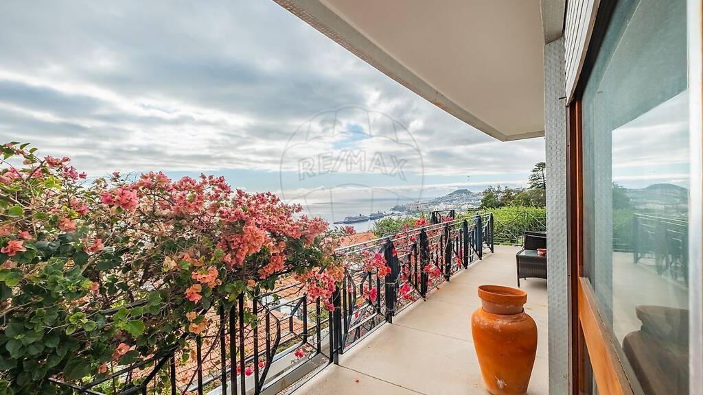 Villa zum Kauf 1.250.000 € 247 m² 920 m² Grundstück Ilha da Madeira, Funchal, Santa Maria Maior 9060