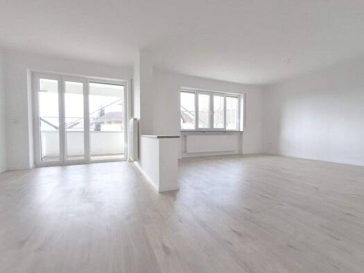 Wohnung zur Miete 1.150 € 4 Zimmer 91 m² Mietraching Deggendorf 94469