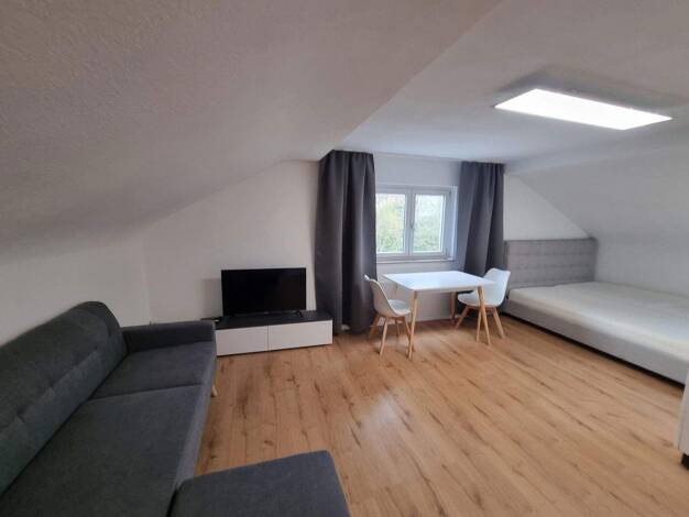 Studio zur Miete 500 € 1 Zimmer 30 m² 2. Geschoss Zollberg Esslingen 73734
