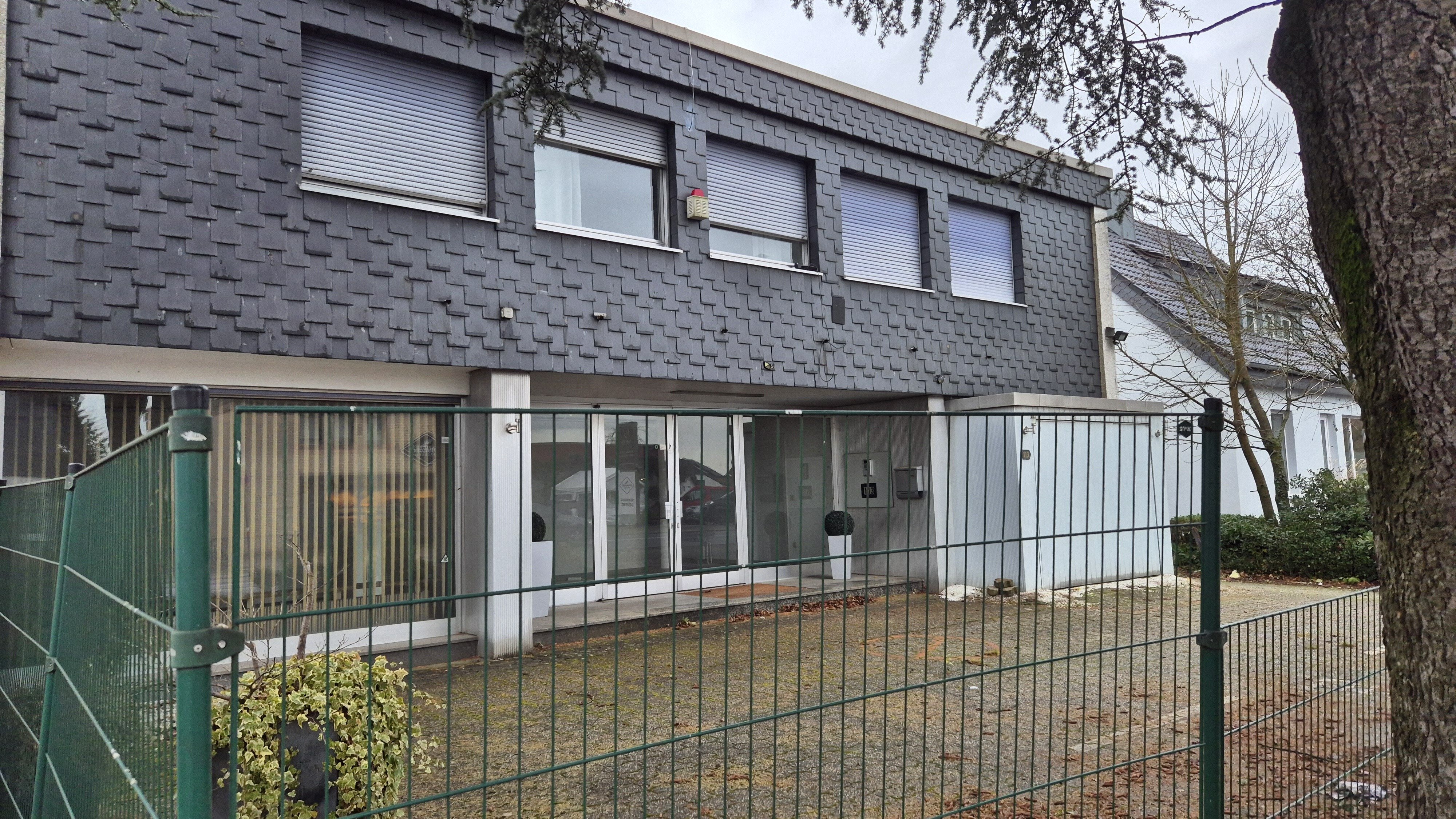 Mehrfamilienhaus zum Kauf provisionsfrei 689.000 € 8 Zimmer 425 m²<br/>Wohnfläche 613 m²<br/>Grundstück Straßen 113a 113a Herkenrath Bergisch Gladbach 51429