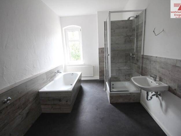 Wohnung zur Miete 421 € 3 Zimmer 76,6 m² 2. Geschoss frei ab 01.01.2027 Auerhammerstraße 53 Aue 08280