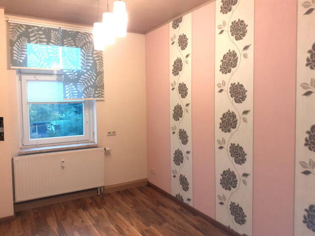 Wohnung zur Miete 545 € 5 Zimmer 109 m² 1. Geschoss Schellenberg Leubsdorf 09573