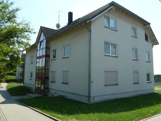 Wohnung zur Miete 442 € 3 Zimmer 67 m² frei ab 01.10.2026 Reinholdshain Glauchau 08371