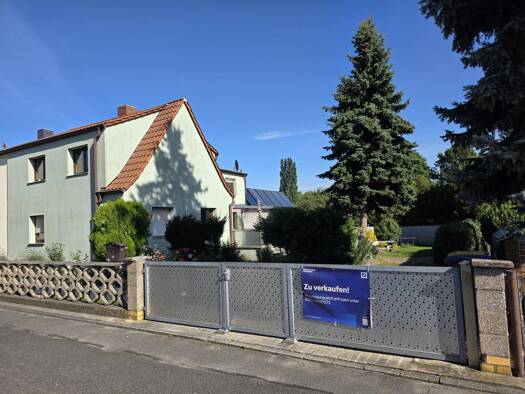 Doppelhaushälfte zum Kauf 350.000 € 4,5 Zimmer 130 m² 660 m² Grundstück frei ab 01.09.2026 Taucha Taucha 04425