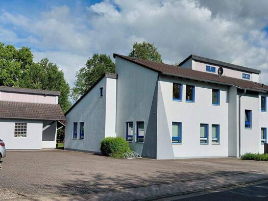 Gewerbeobjekt zum Kauf als Kapitalanlage geeignet 649.000 € 320 m² 1.236 m² Grundstück Meine Meine 38527