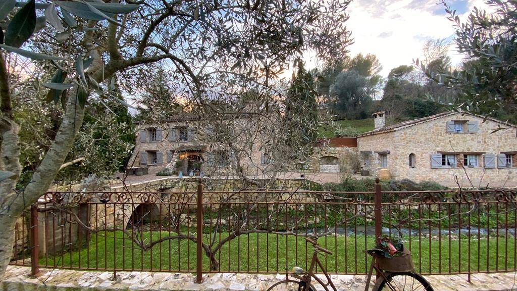 Einfamilienhaus zum Kauf 1.995.000 € 520 m² 6.800 m² Grundstück LE ROURET 06650