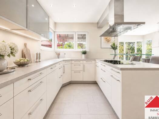 Einfamilienhaus zum Kauf 1.249.000 € 7 Zimmer 260 m² 597 m² Grundstück Holzgerlingen 71088