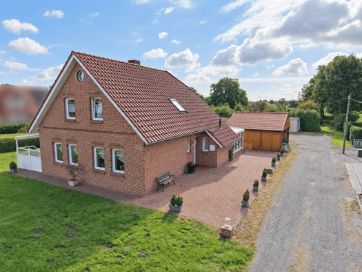 Einfamilienhaus zum Kauf 310.000 € 4 Zimmer 174 m² 869 m² Grundstück frei ab sofort Flachsmeer Westoverledingen 26810