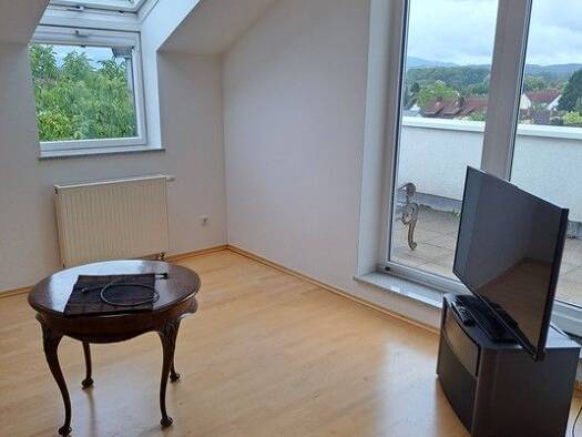 Wohnung zur Miete 1.600 € 3 Zimmer 136 m² frei ab sofort Forchheim Forchheim 91301