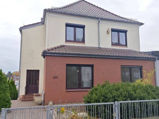 Wohnung zur Miete 600 € 3 Zimmer 105 m² Geschoss EG/1 frei ab sofort Grambkermoorer Landstraße 32 Burg-Grambke Bremen 28719