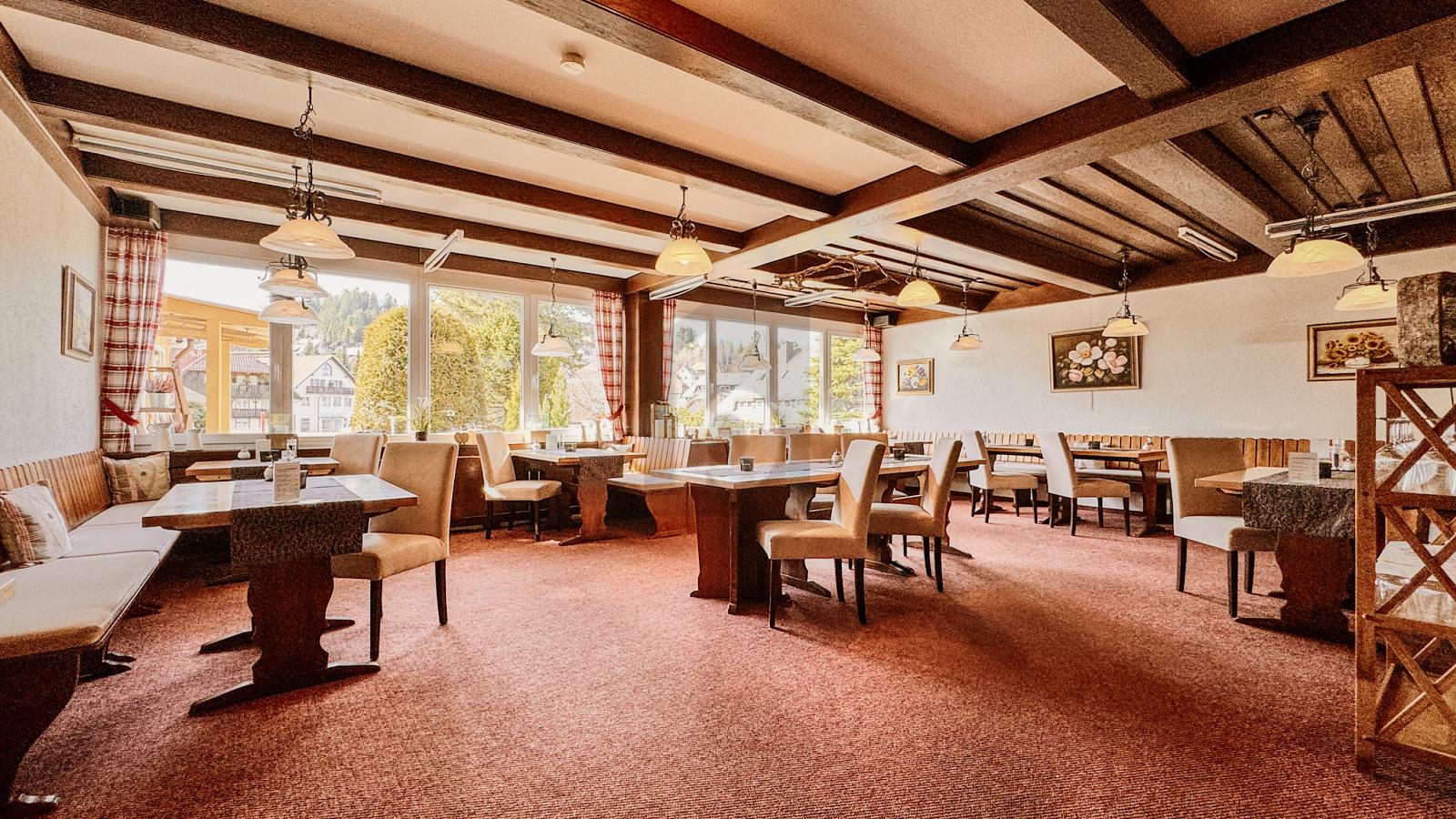 Restaurant zur Miete 2.000 € Altglashütten Feldberg 79868