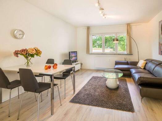 Wohnung zur Miete 1.790 € 3 Zimmer 77 m² 1. Geschoss frei ab sofort Dornbusch Frankfurt am Main 60433