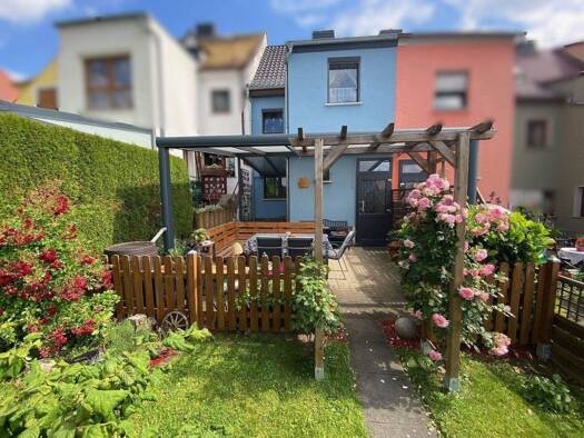 Reihenmittelhaus zum Kauf 185.000 € 5 Zimmer 112 m² 284 m² Grundstück frei ab sofort Tinz Gera 07546