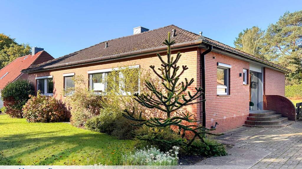 Einfamilienhaus zum Kauf 239.000 € 5 Zimmer 120 m² 1.154 m² Grundstück Cadenberge 21781