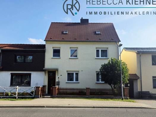 Einfamilienhaus zum Kauf 119.000 € 5 Zimmer 152 m² 138 m² Grundstück frei ab sofort Teutschenthal 06179