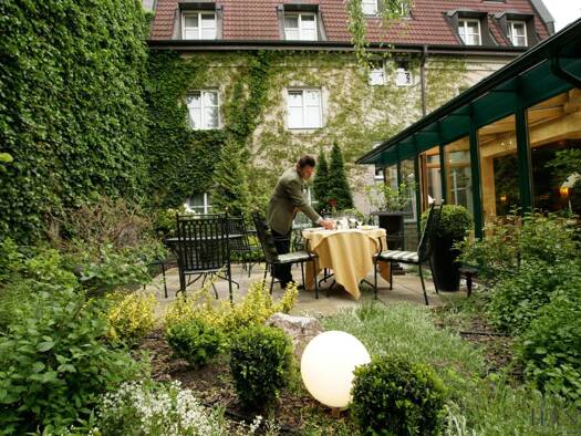 Hotel zum Kauf 2.900.000 € 35 Zimmer 1.513 m² Grundstück Guntramsdorf 2353