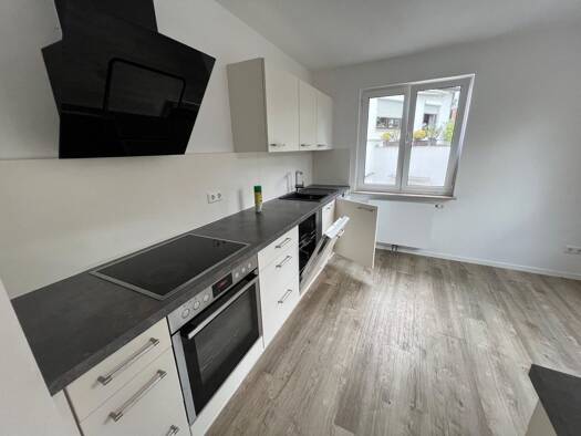 Wohnung zur Miete 1.100 € 3 Zimmer 80 m² Geschoss 1/2 frei ab sofort Uhlbach Stuttgart 70329