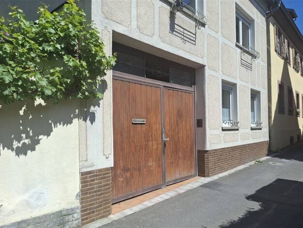 Einfamilienhaus zum Kauf 219.000 € 6,5 Zimmer 154,9 m² 140 m² Grundstück frei ab sofort Thüngersheim Thüngersheim 97291