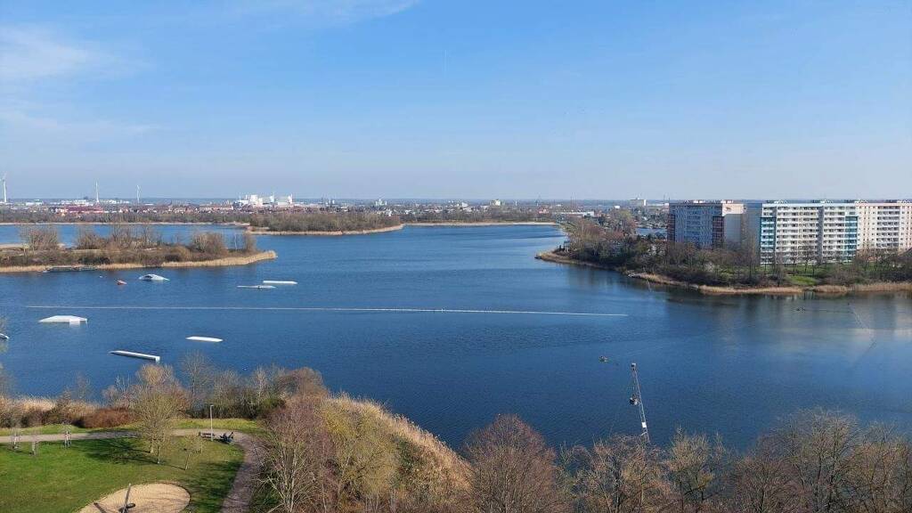 Studio zur Miete 277 € 1 Zimmer 43,3 m² 7. Geschoss Am Seeufer 8 Neustädter See Magdeburg 39126