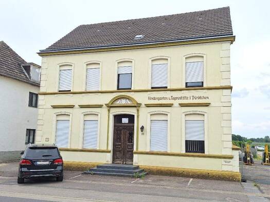 Haus zum Kauf 349.000 € 21 Zimmer 430 m² 1.213 m² Grundstück Pfalzdorf Goch 47574