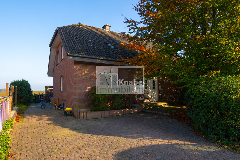 Mehrfamilienhaus zum Kauf 348.000 € 6 Zimmer 154 m²<br/>Wohnfläche 787 m²<br/>Grundstück Neuenkirchen Melle 49326